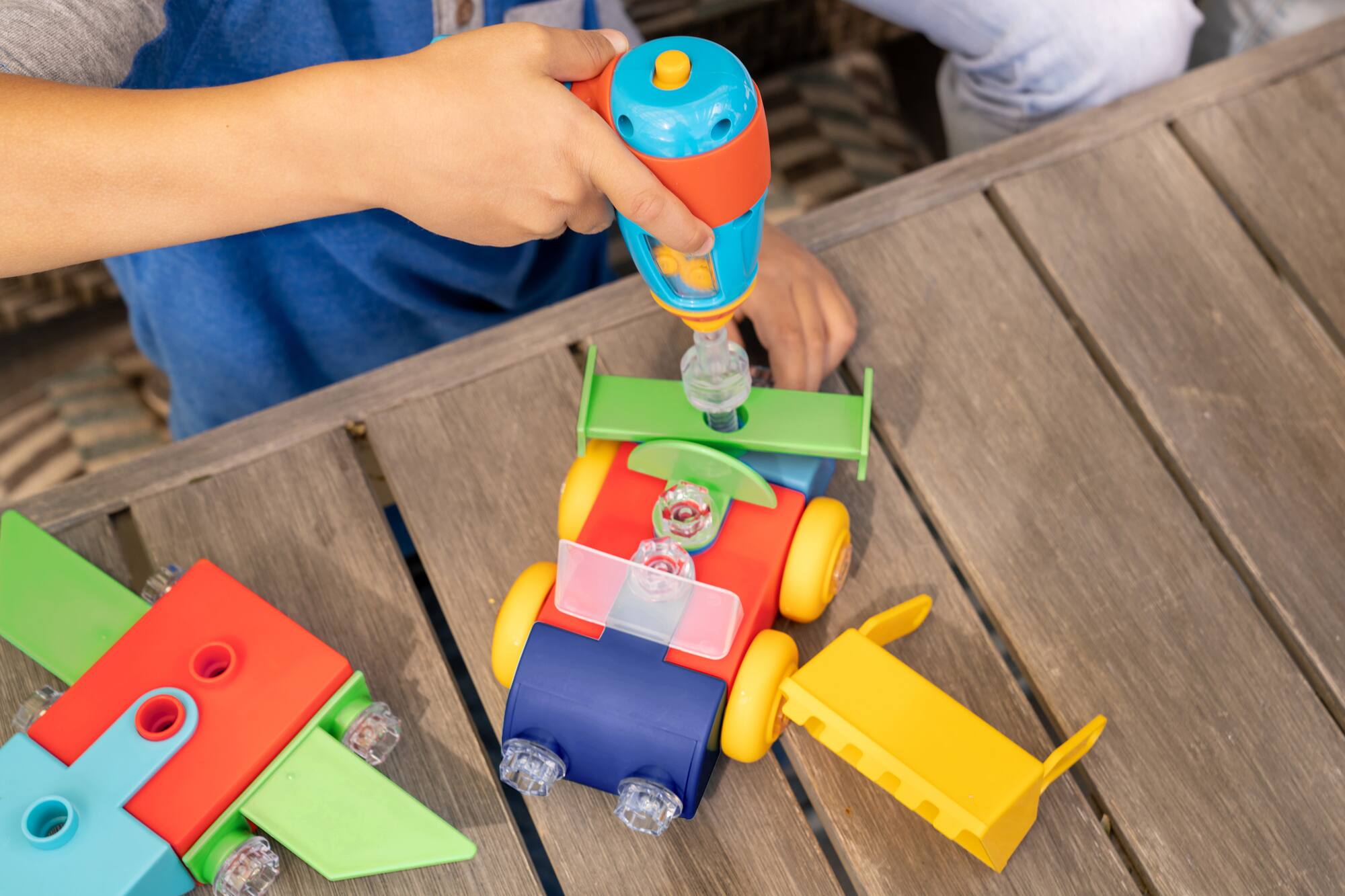 Educational Insights Design & Drill Build-It Bucket